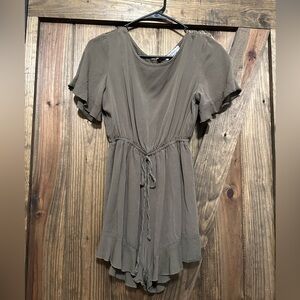 soft green romper (small)